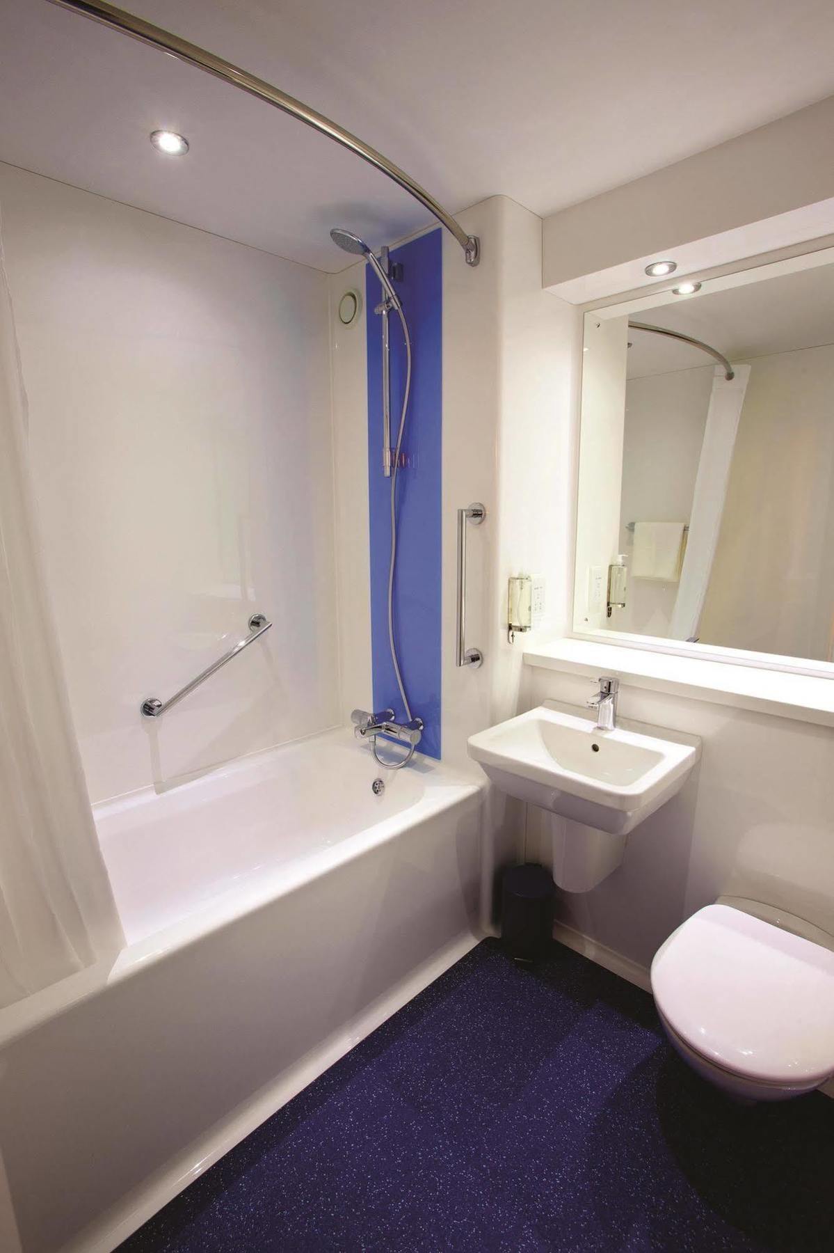 Travelodge Airport
